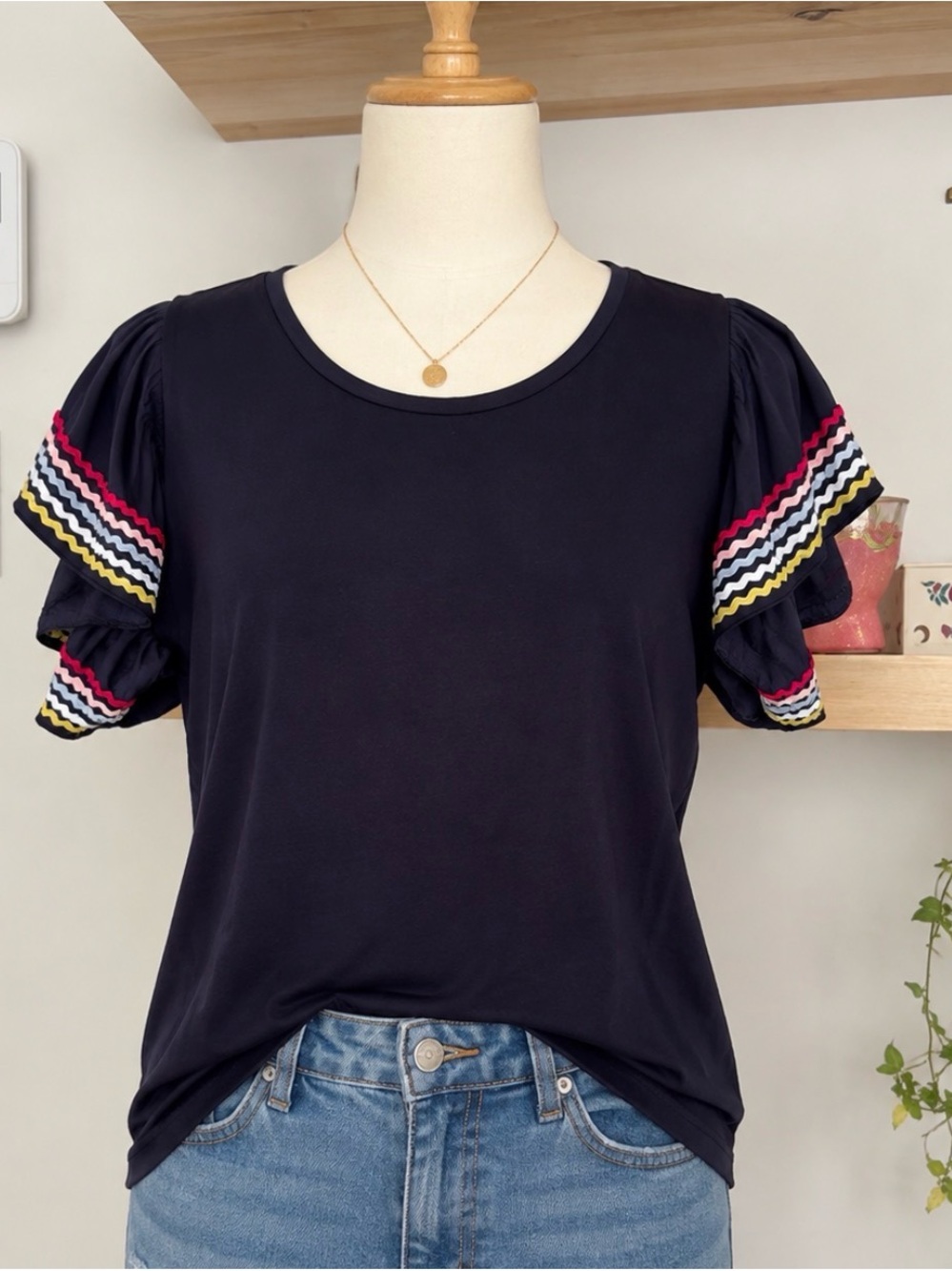 Stella & Dot Navy Short Sleeve Tee with Multicolor Zigzag Trim